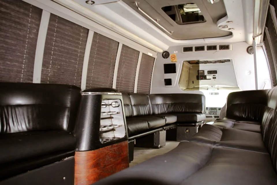 Toronto Mini Bus Service