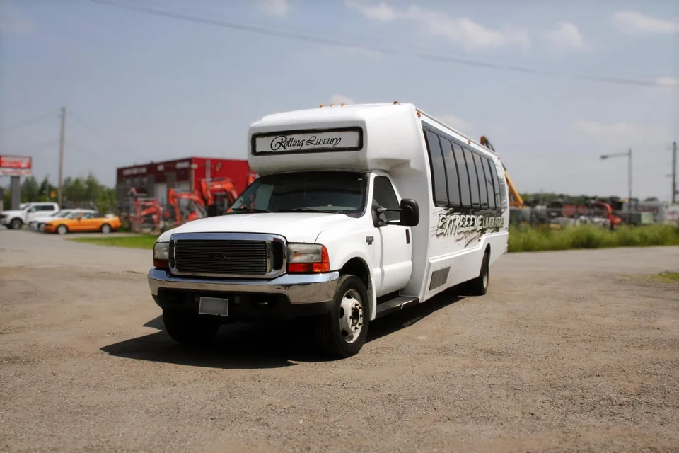 Toronto Party Bus rentals